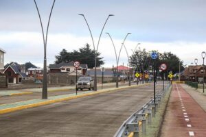 Avenida Manantiales fue abierta al tránsito