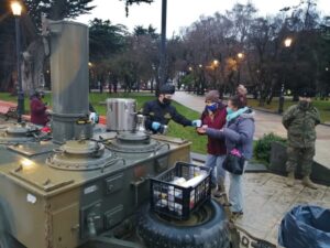 Realizaron entrega de café y chocolate caliente en el centro