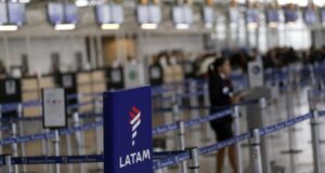 Latam anuncia reinicio gradual de sus vuelos y confirma su itinerario local e internacional