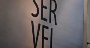 Plebiscito: Servel refuta idea de Minsal de mesas con vocales 