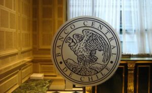 Menos que los pronósticos más negativos: Actividad económica cayó un 12,4% en junio