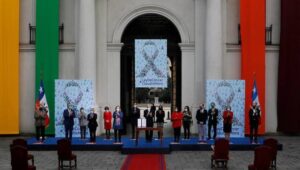 Presidente Piñera promulgó Ley Nacional del Cáncer y senadora Goic agradeció apoyo a su iniciativa