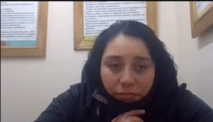 Envían a la cárcel a imputada por apuñalar por la espalda a su hermana y dejarla al borde de la muerte