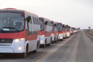 Este jueves llegaron 35 nuevos microbuses destinados a la locomoción colectiva de Punta Arenas