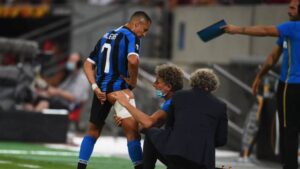 Preocupación por lesión muscular de Alexis tras triunfo del Inter ante el Leverkusen
