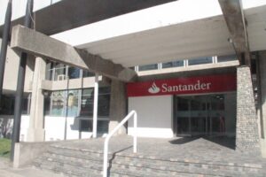 Joven que sufrió un fraude y que había contratado un seguro denunció que el banco se ha negado a restituirle su dinero