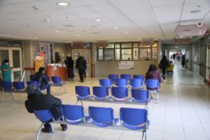 Funcionarios de Urgencia del Hospital Clínico dieron positivo a Covid-19