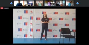Adultos mayores de Punta Arenas se reunieron en clase virtual de  gimnasia entretenida