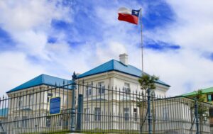 Cierran tribunales de Punta Arenas por actual brote de contagios en la región