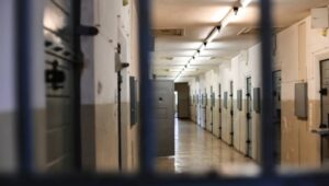 Sentencian a 6 años de cárcel efectiva a conflictivos hermanos que entraron a robar a la casa de un vecino