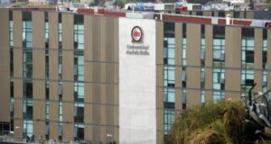 Grupo Laureate deja Chile y traspasa Ues A. Bello, de Las Américas y de Viña del Mar a fundación