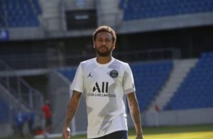 PSG informó que tres jugadores tienen coronavirus: Uno de ellos sería Neymar