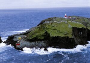 124 años cumple hoy el Faro  “Islotes Evangelistas”