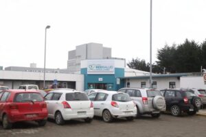Clínica RedSalud Magallanes cierra Urgencia Respiratoria tras protesta de funcionarios