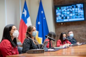 Gobierno compromete aplicación de medidas más estrictas  para reducir movilidad