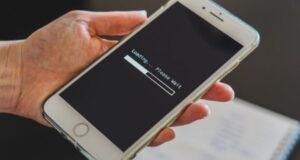 Reporte ubica a Claro como la compañía que ofrece el internet móvil más rápido de Chile