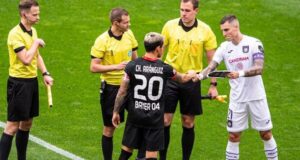 Un 'Príncipe' capitán: Bayer Leverkusen oficializó nuevo rol de Charles Aránguiz en el club