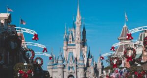 El gigante cae: Disney despide a 28.000 trabajadores de parques en EEUU por crisis del coronavirus