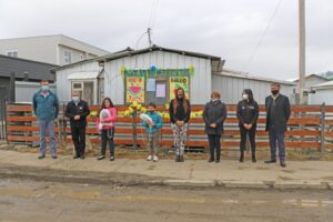Niños en Natales pudieron expresar su creatividad a través de actividad artística de dibujo libre