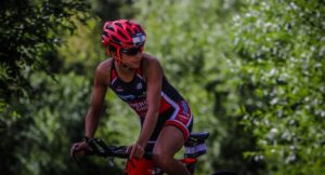 Brilló en Sidney: Bárbara Riveros remató segunda en la prestigiosa Nepean Triathlon 2020