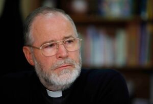 “El atentado a la Iglesia me parece que es una falta y una cosa gravísima a la comunidad cristiana”