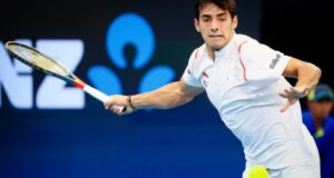 Cristian Garin cayó en la segunda ronda del ATP 500 de Viena ante un aplicado Dominic Thiem