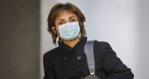 Paula Daza respalda gestión de Mañalich: 