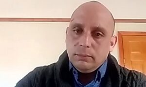 Fiscalía decidió no imputar cargos por femicidio frustrado a sujeto que había sido detenido por intentar estrangular a su pareja
