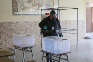 Desinfectaron los 33 locales de votación