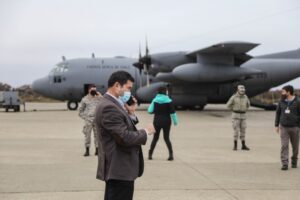 Aeroevacuaciones y alta ocupación de camas críticas: el complejo escenario que ha debido enfrentar el HCM en medio de la pandemia