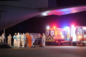 Cinco personas que han sido aeroevacuadas  desde Magallanes a Santiago en segunda  ola han perdido la lucha contra el Covid-19