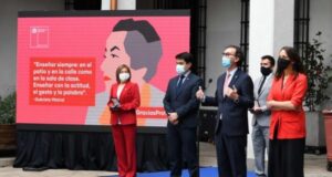 Figueroa descarta conformar mesa amplia de trabajo para planificar retorno a clases presenciales