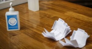 El protocolo del Gobierno y Servel en caso que pacientes covid-19 lleguen a votar al Plebiscito