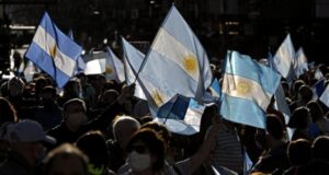Nuevas protestas en Argentina contra el gobierno y el confinamiento