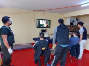 Compran diez televisores para los 434 internos de la cárcel de Punta Arenas