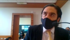 La última ofensiva del fiscal Aguirre para que Tribunal condene a Mandujano  por incendio de AFP