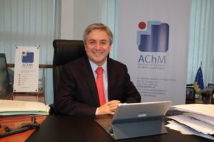“Espero no desaparecer del mundo  político. Voy a ir a la reelección de  la presidencia regional de la UDI”