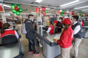 Nueva sucursal de Supermercados Rofil capta atención de magallánicos en Zona Franca