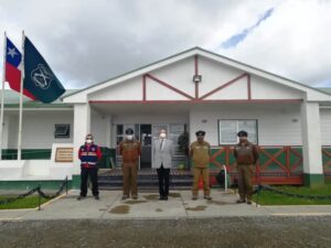 Nuevo gobernador provincial de Magallanes se reunió con funcionarios de Carabineros