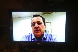 “Para recuperar confianzas la ‘clase  política’ tiene que hacer su trabajo y en un año no lo han hecho”