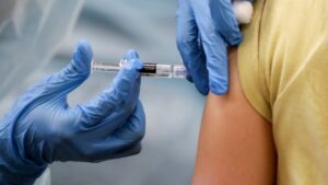Pfizer afirma que su vacuna contra el covid-19 es 
