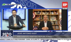 “Esta es una derrota para la política, porque nadie se puede apoderar del triunfo, porque el 50% de los chilenos no fue a votar”