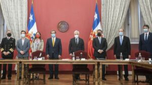 Intendenta de Magallanes participó en Consejo de Política Antártica encabezado por Presidente Piñera
