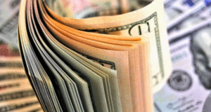 Dólar cierra a la baja mientras el cobre nuevamente toca su máximo de los últimos 7 años