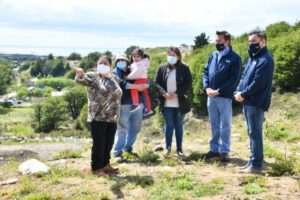 Municipio inicia gestiones para establecer red de alcantarillado en sector Llau Llau