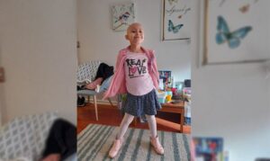 Familia de una menor de siete años libra una conmovedora lucha por su vida