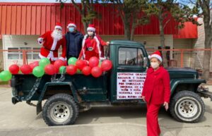 Escuela de Río Seco entregó regalos de Navidad