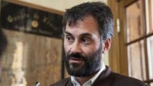 “Uno de los problemas que tenemos es que los espacios públicos no cuentan con cañerías de agua”