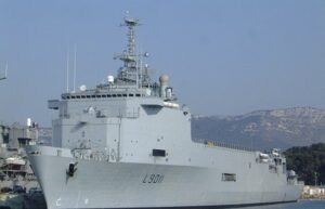Confirman dos casos de Covid que regresaron de la Antártica