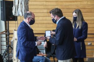 Austera ceremonia conmemoró los 172 años de Punta Arenas